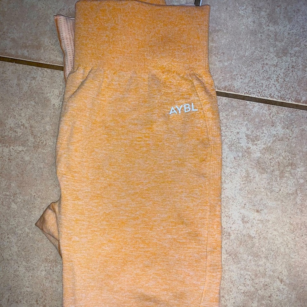 AYBL LEGGINGS -small
